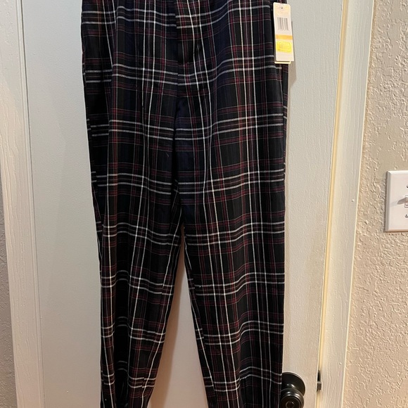Jofit Pants - NWT ❤️ Jofit Plaid Women’s Pants - Black and Red